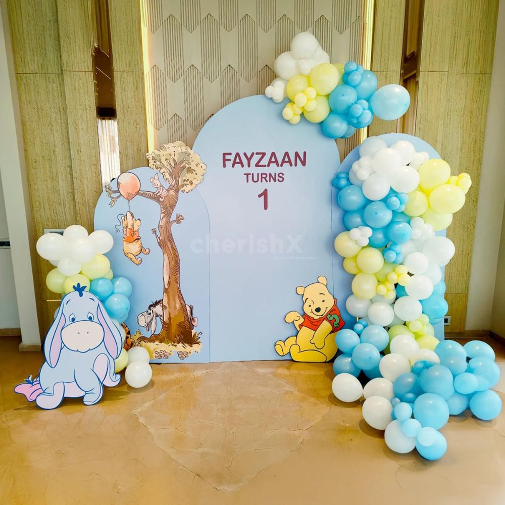 Pastel Pooh Land Birthday Setup