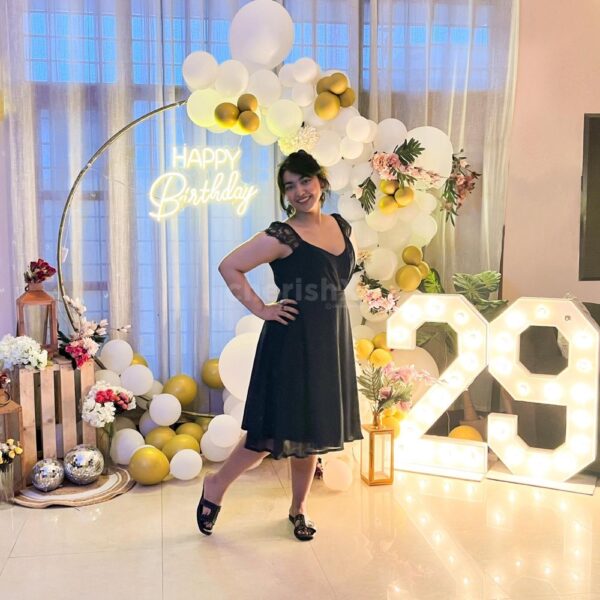 White And Gold Bliss Floral Birthday Decor - Image 3